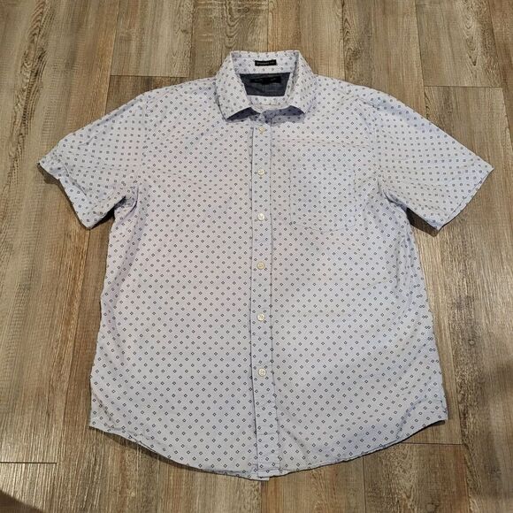 Banana Republic Standard Fit Cotton Short Sleeved Button Up Shirt Mens Medium - Picture 1 of 6